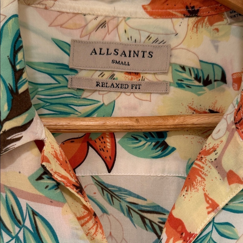 AllSaints Calypso Floral Shirt Small Relaxed Fit Tropical Short Sleeve Button Up - Picture 3 of 10